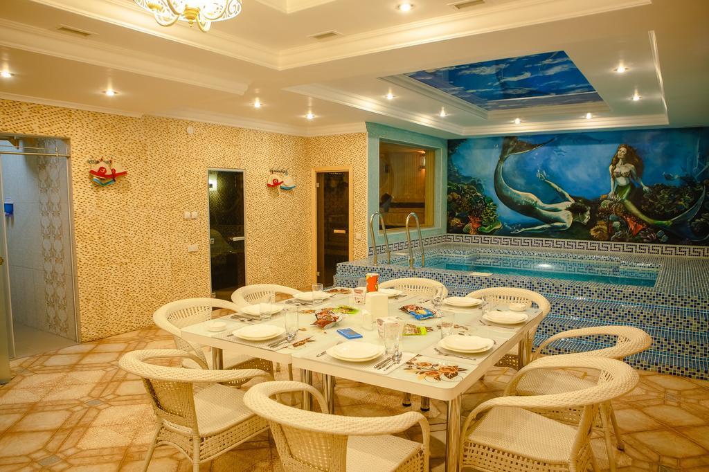 Luxury House Hotell Tsjimkent Eksteriør bilde