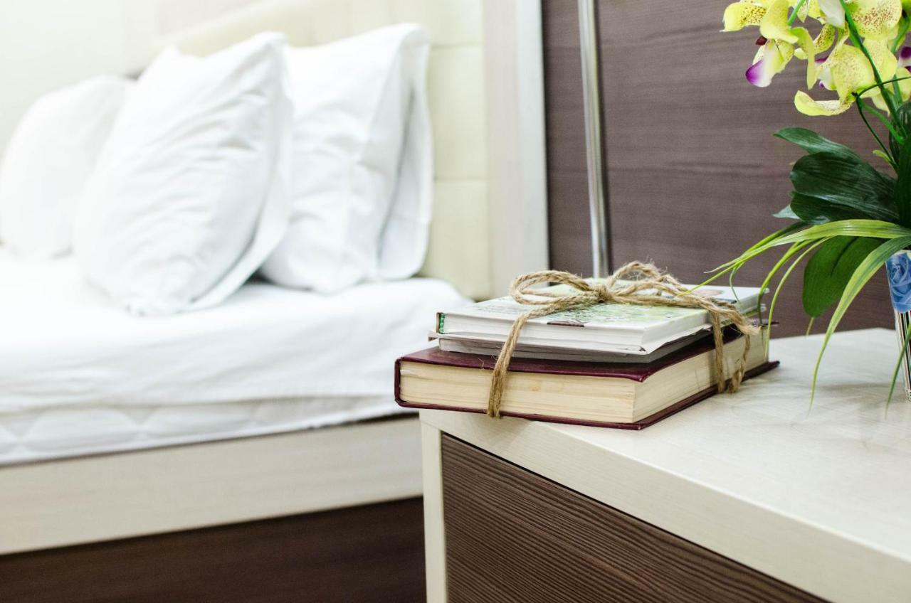 Luxury House Hotell Tsjimkent Eksteriør bilde